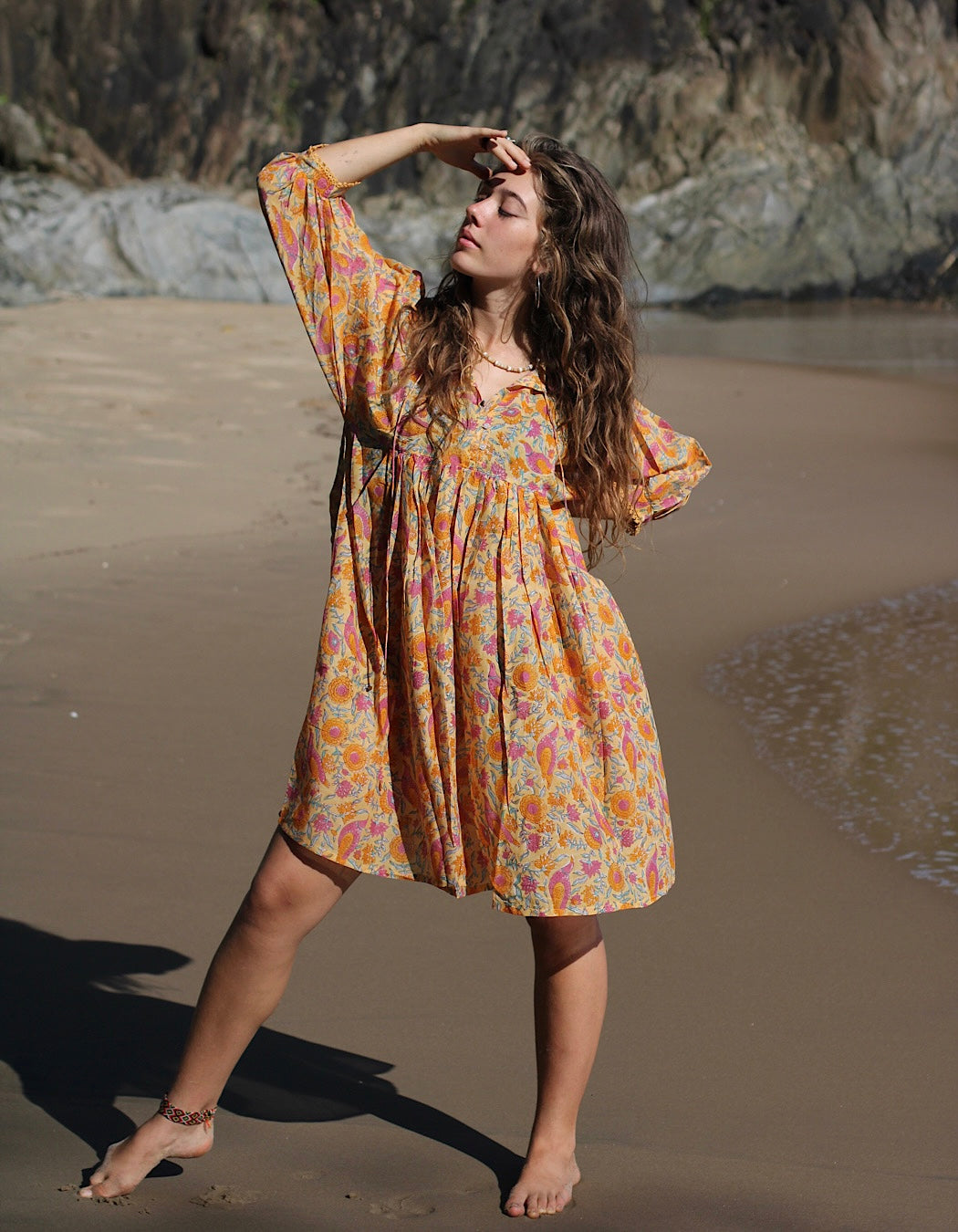 Hawa Short Dress in Golden Soma