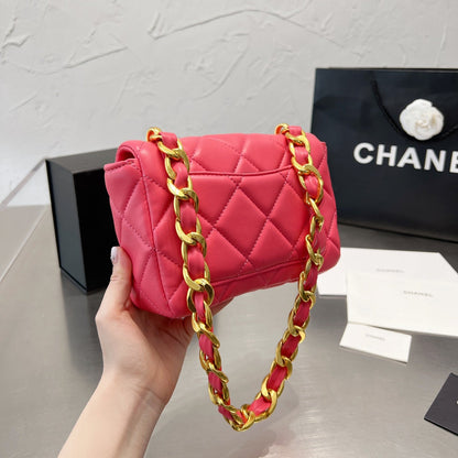 Mini Chain Shoulder Bag