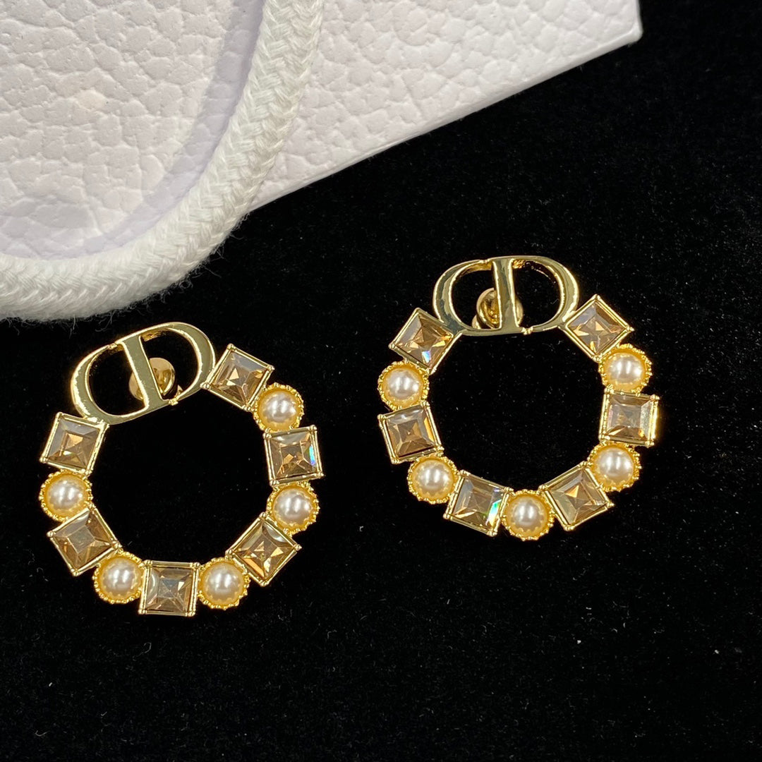 2022 Diamond Pearl Stud Earrings