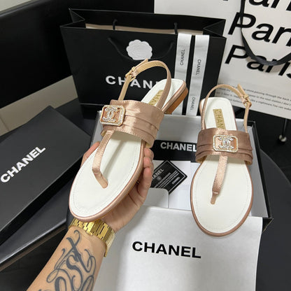 Fashion Diamond Buckle Flip Flops Sandals