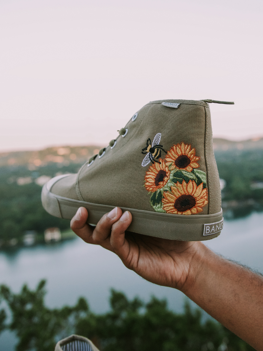 Old Pine Sunflower High Top