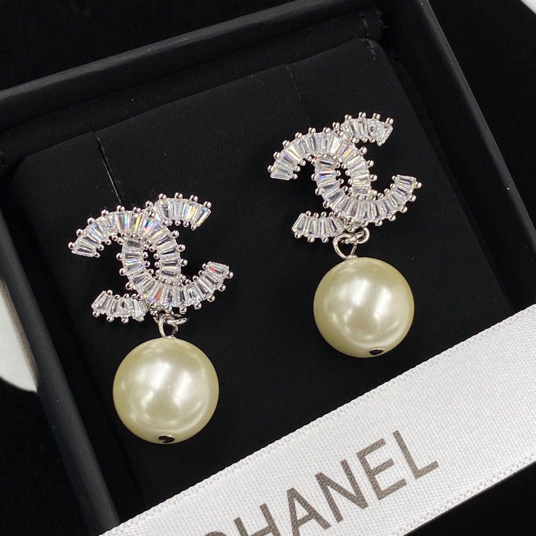 Sparkling Zircon Pearl Drop Earrings