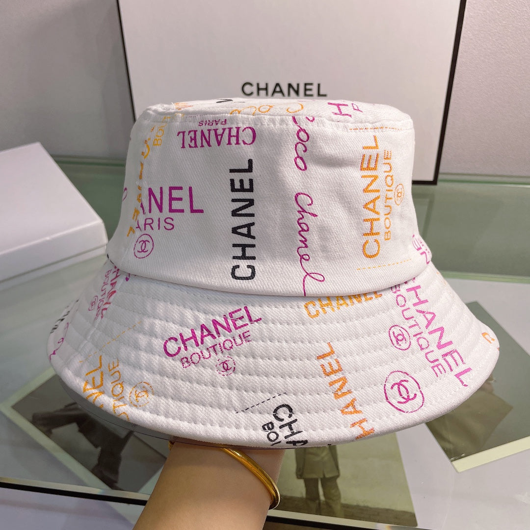 Fashion Print Letter Bucket Hat