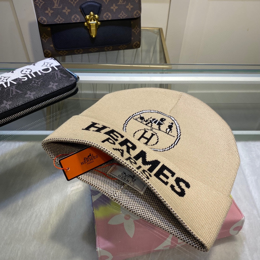 4-Color Logo Jacquard Knit Hat