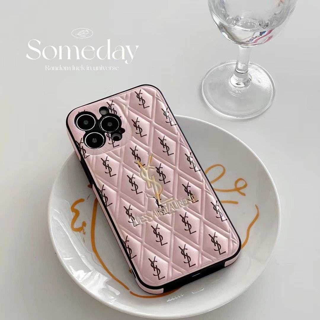 Retro Full Pattern Letters Case