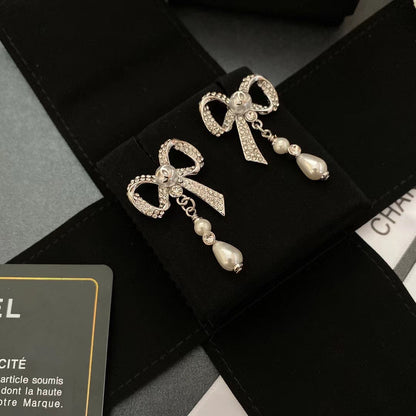 Temperament Crystal Diamond Bow Earrings