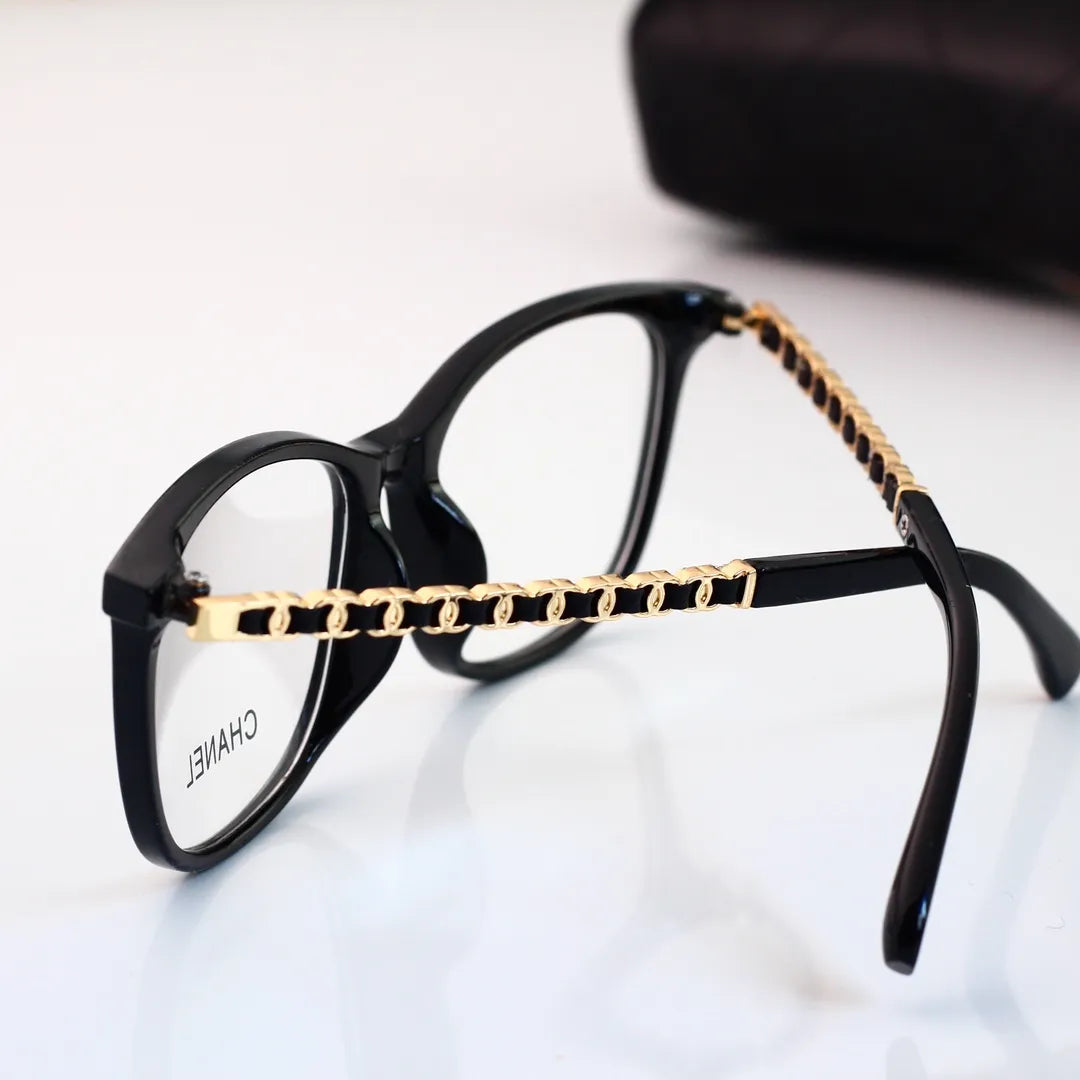 Classic Letter Frame Glasses