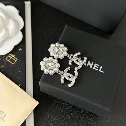 Pearl Diamond Flower Earrings