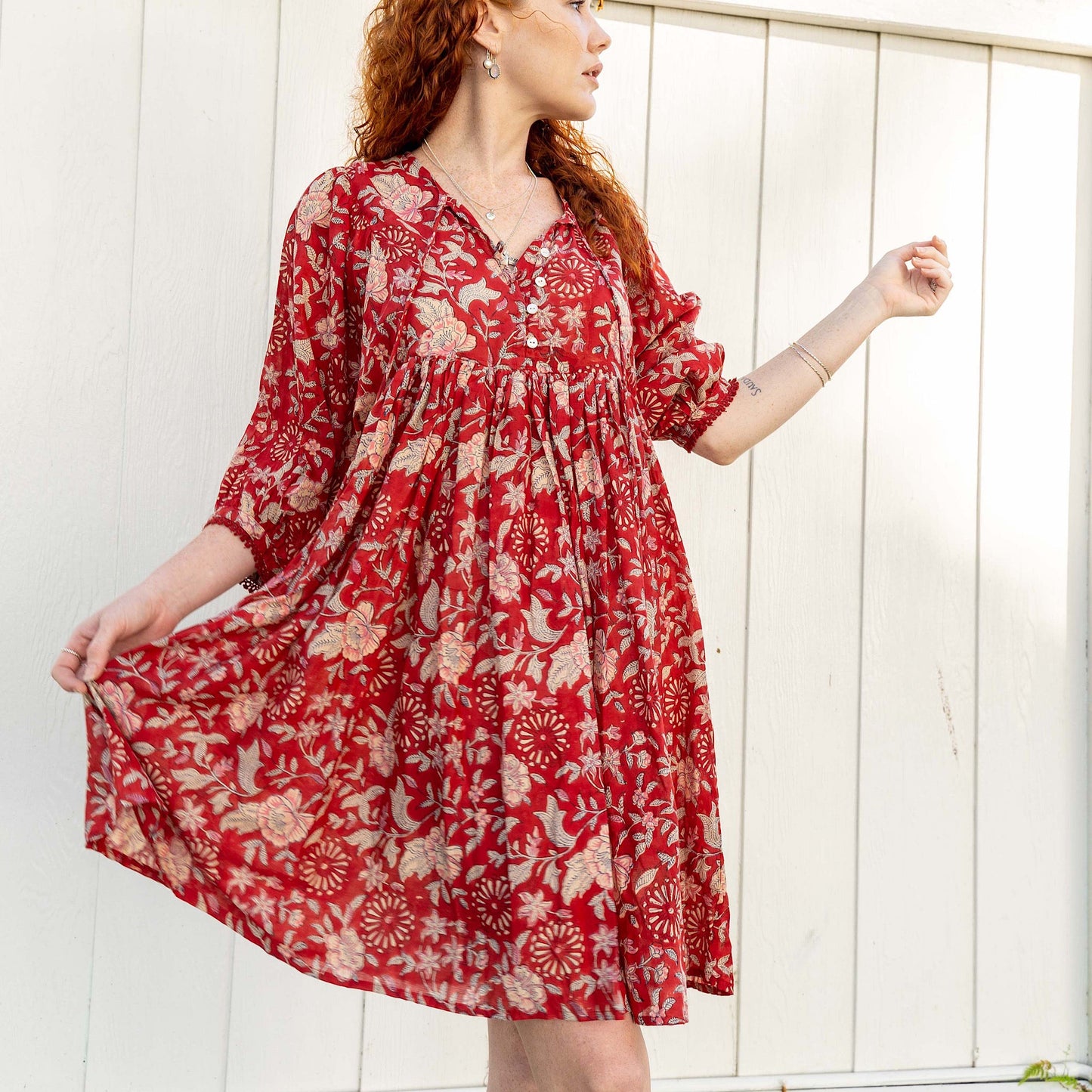 Hawa Short Dress in Rouge Indian Rose