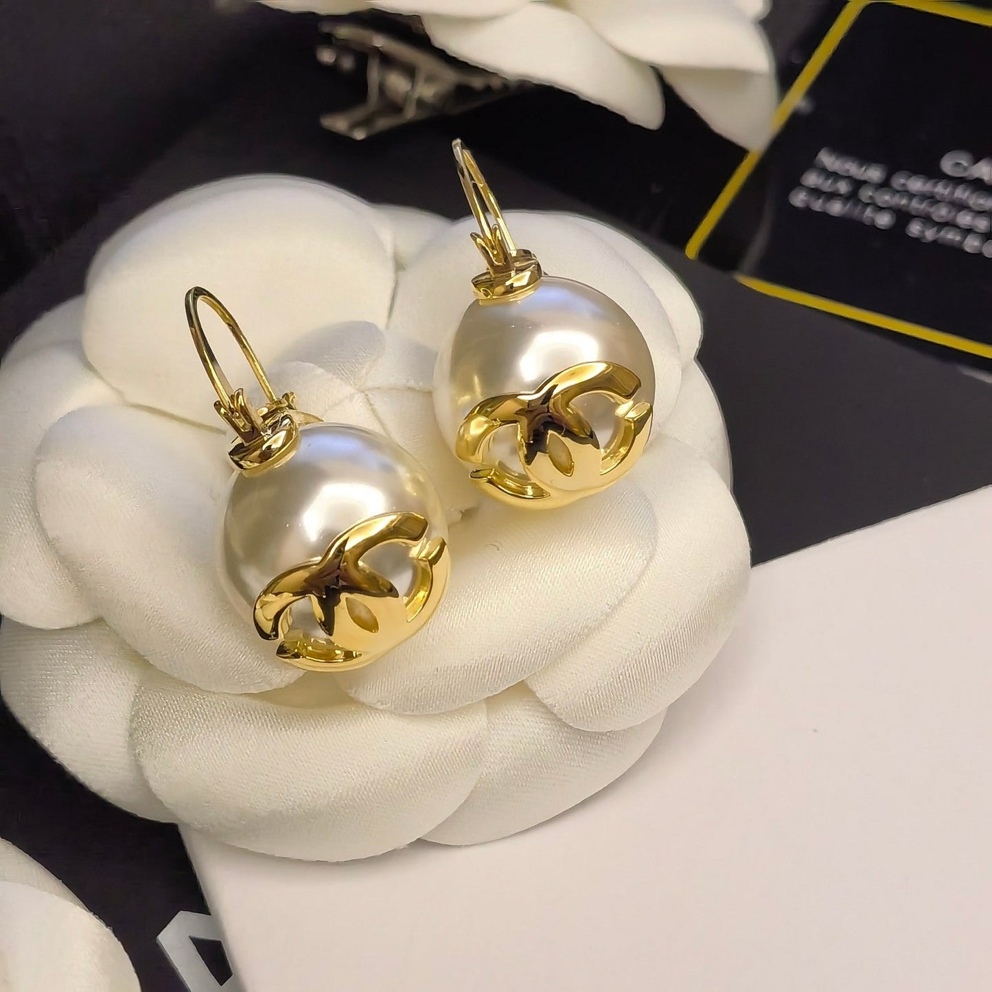 Pearl Elegant Earrings