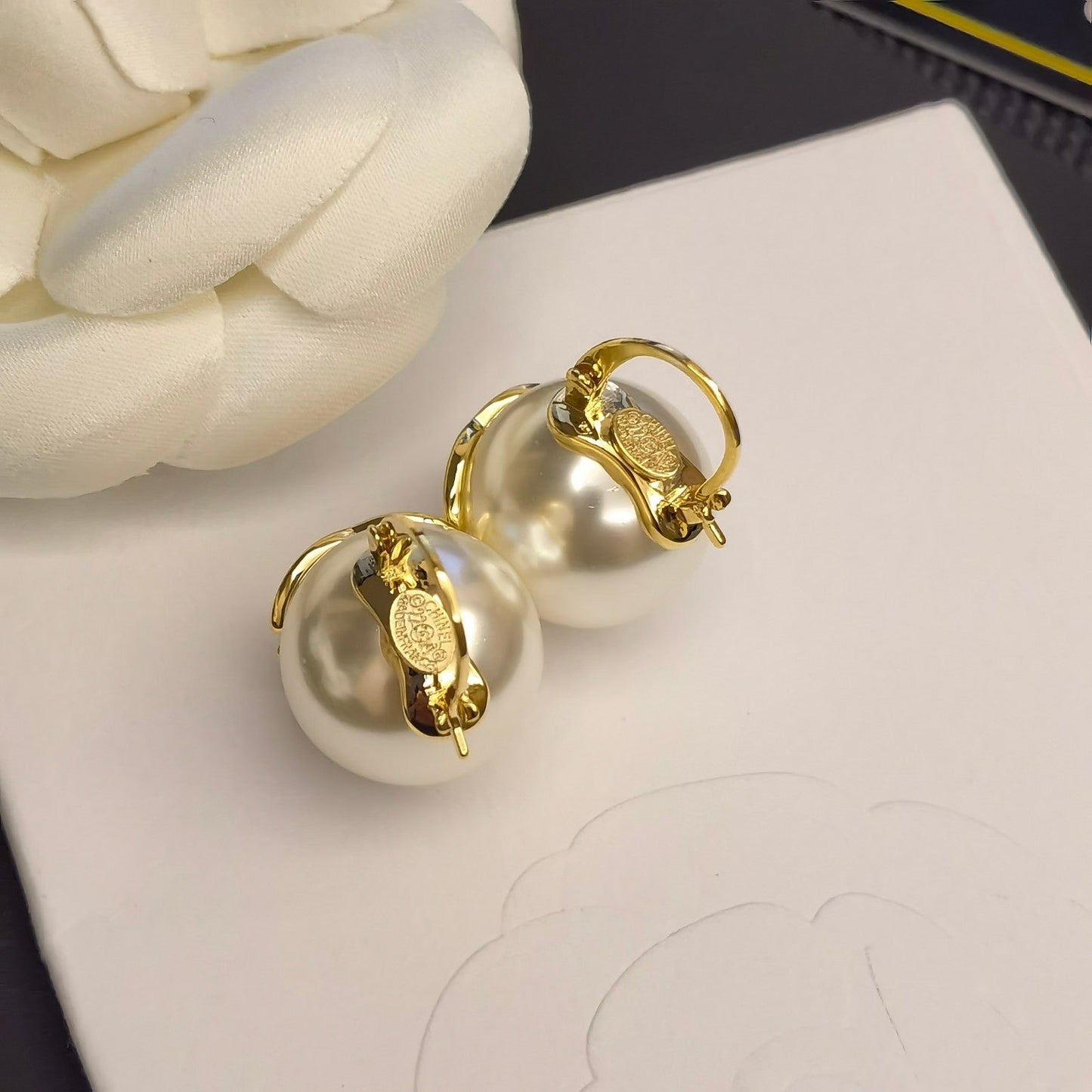 Pearl Elegant Earrings