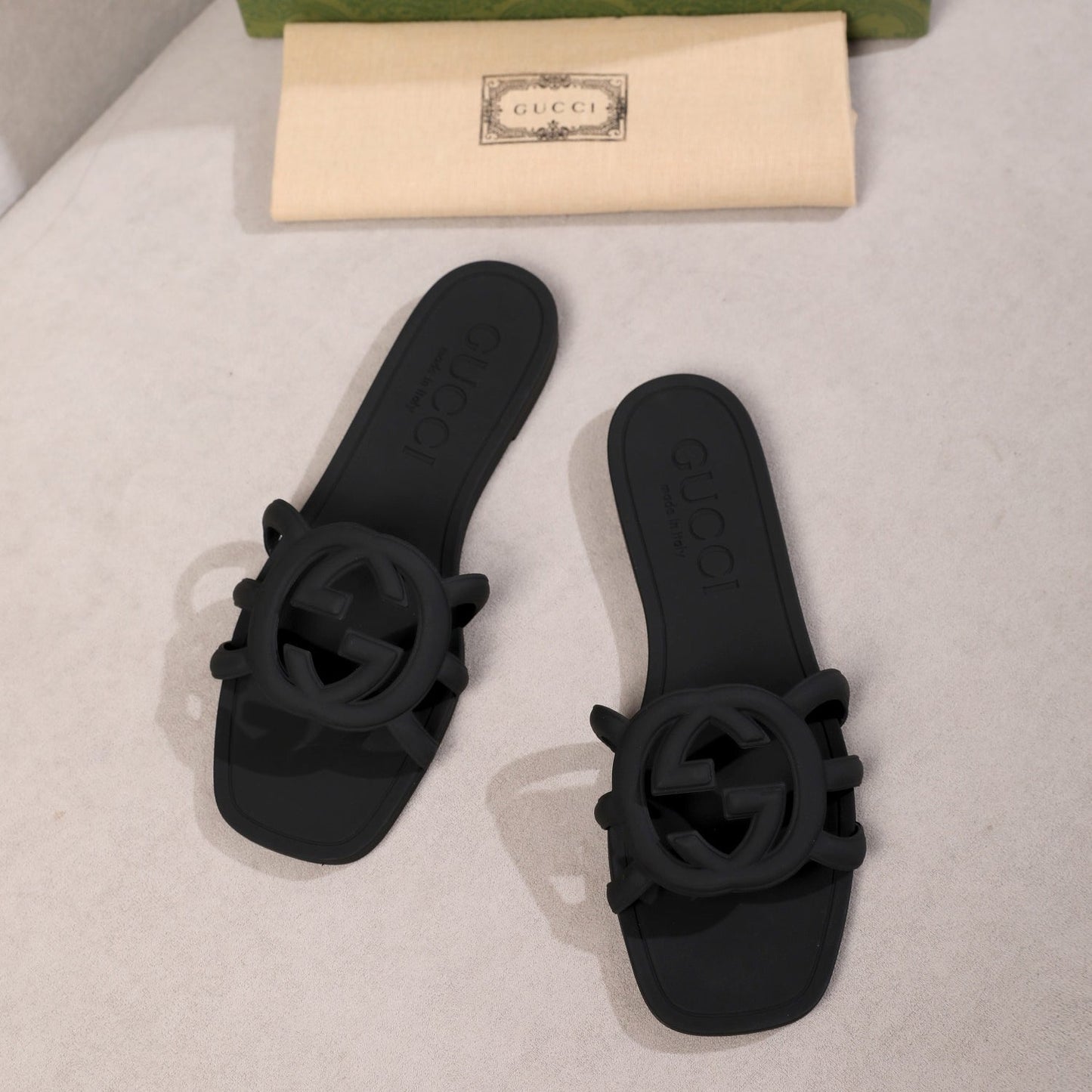 Women's Interlocking Double G Slippers