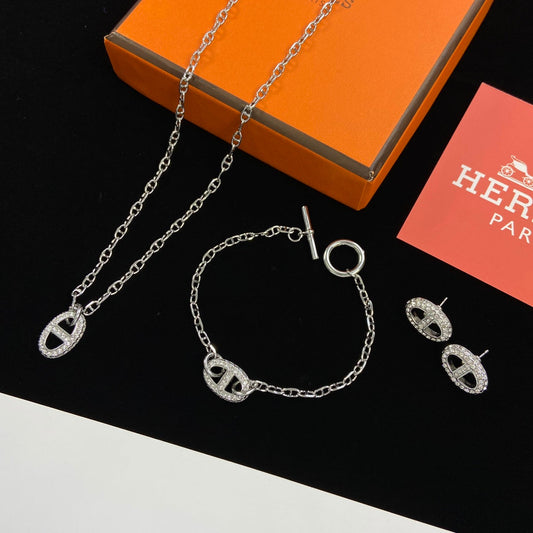 Classic Farandole Logo Silver Jewelry Set