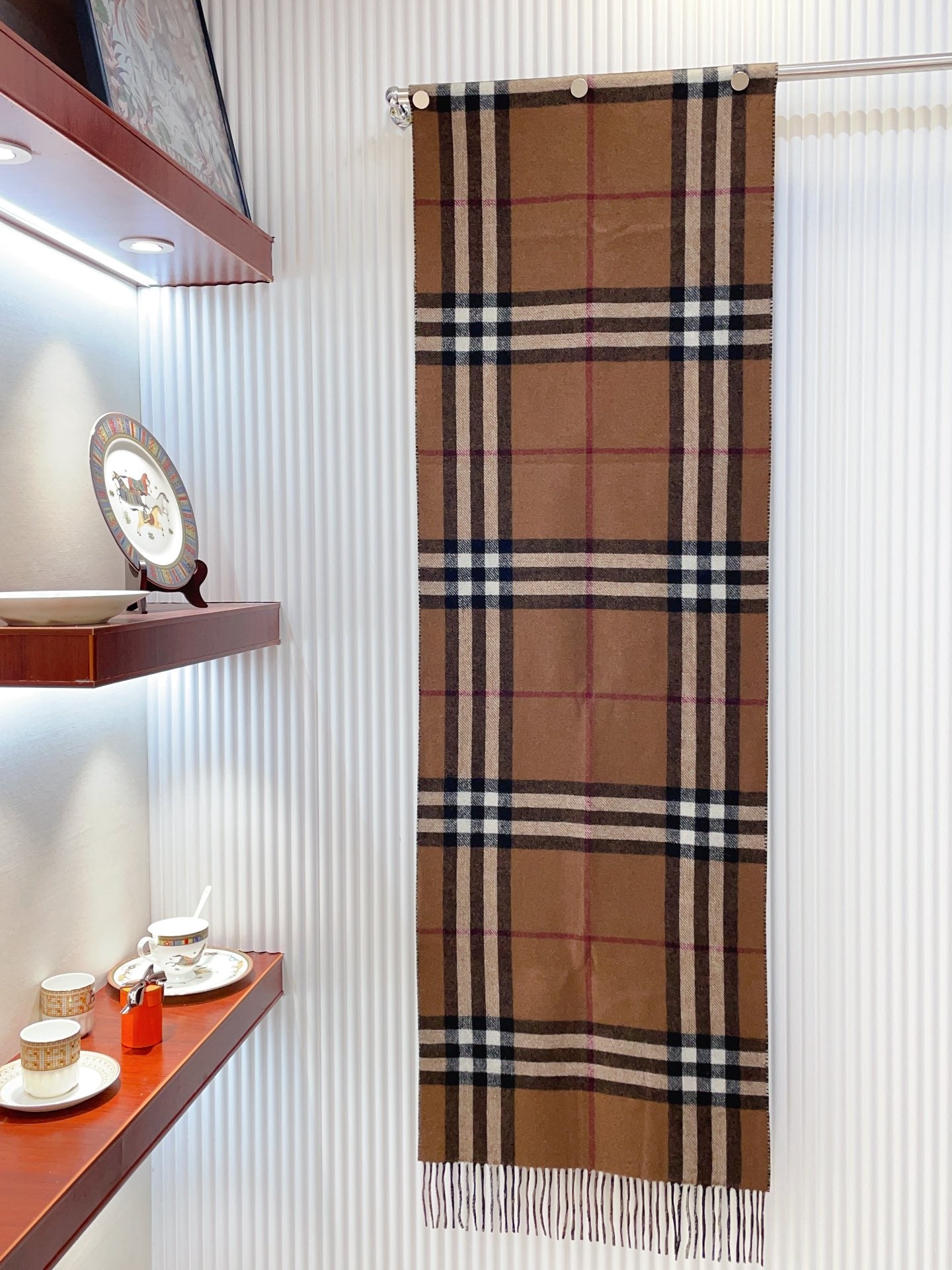 Classic Check Double-Sided Jacquard Cashmere Scarf