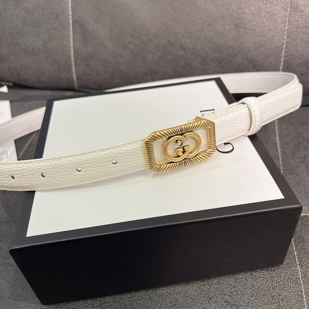 Interlocking Buckle Women's Belt