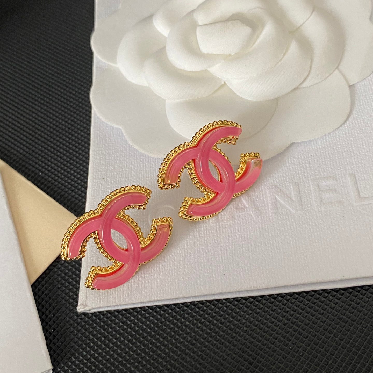 Retro Fashion Pink Logo earrings