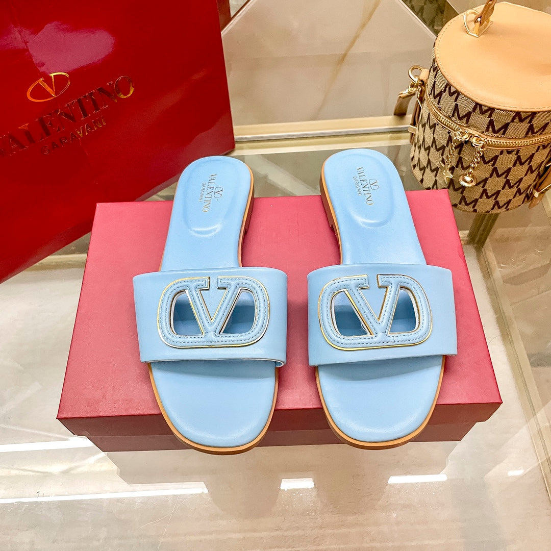 Fashion Logo Flat Slippers