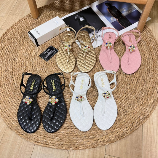 Clover Pearl Flip Flops Sandals