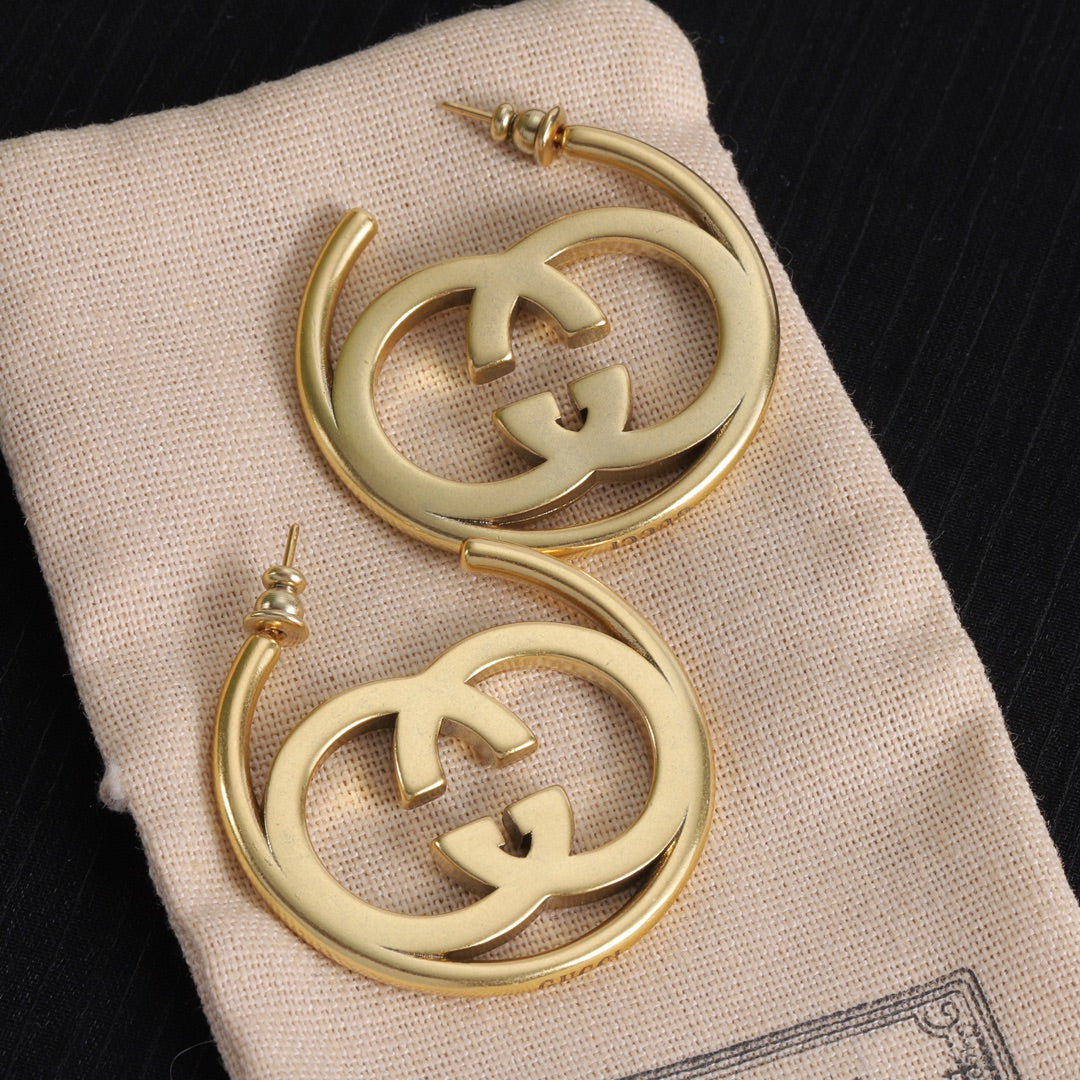 Retro Fashion Golden G Hoop Earrings