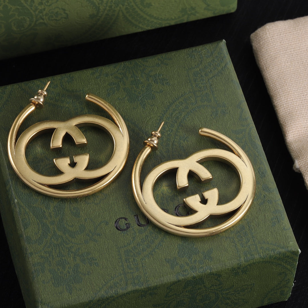 Retro Fashion Golden G Hoop Earrings