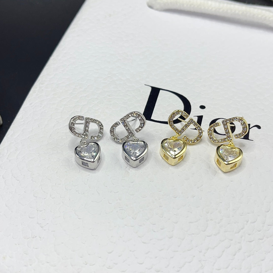 Fashion 2-Color Diamond Heart Pendant Earrings