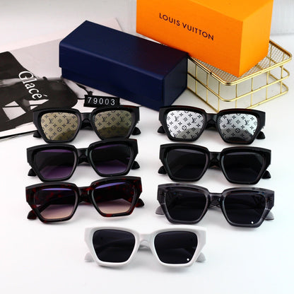 Fashion Embossed Square Sunglasses