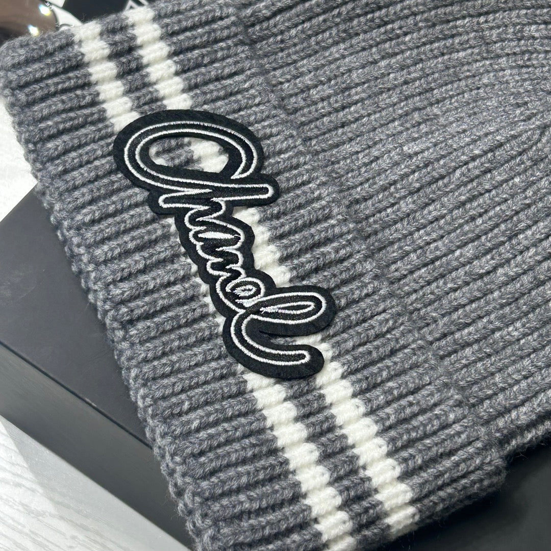 5-Colors Fashion Letters Wool Beanie