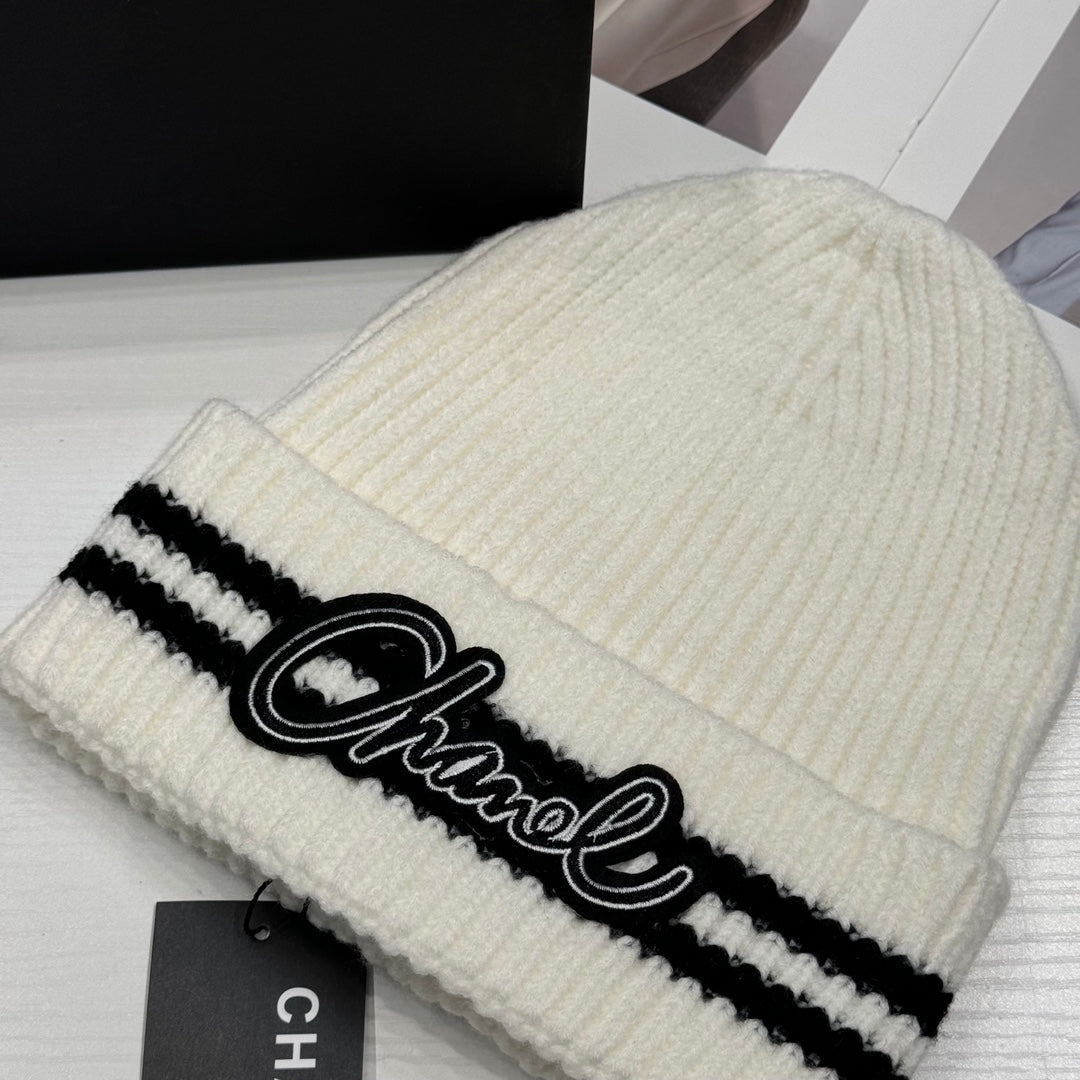 5-Colors Fashion Letters Wool Beanie